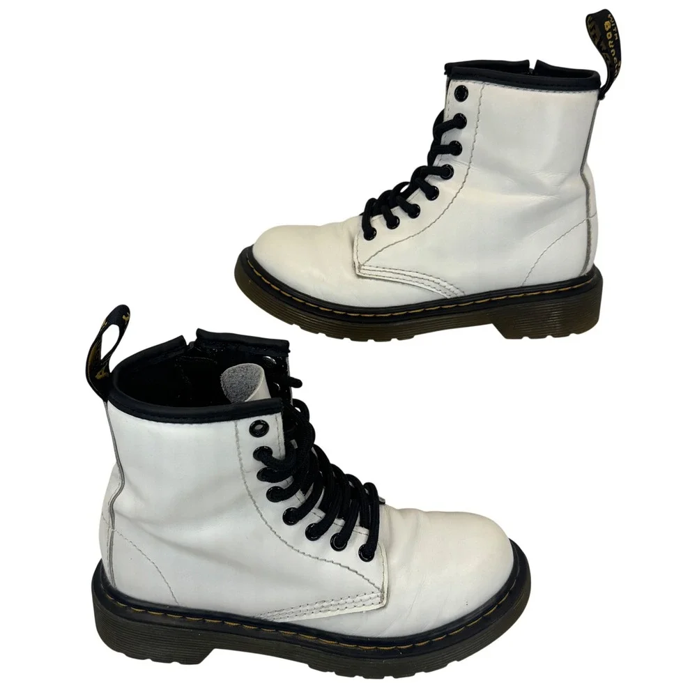 Dr‎ Martens 1460 J Kids White Leather Combat Boots Youth US 12 EU 29 Lace Up